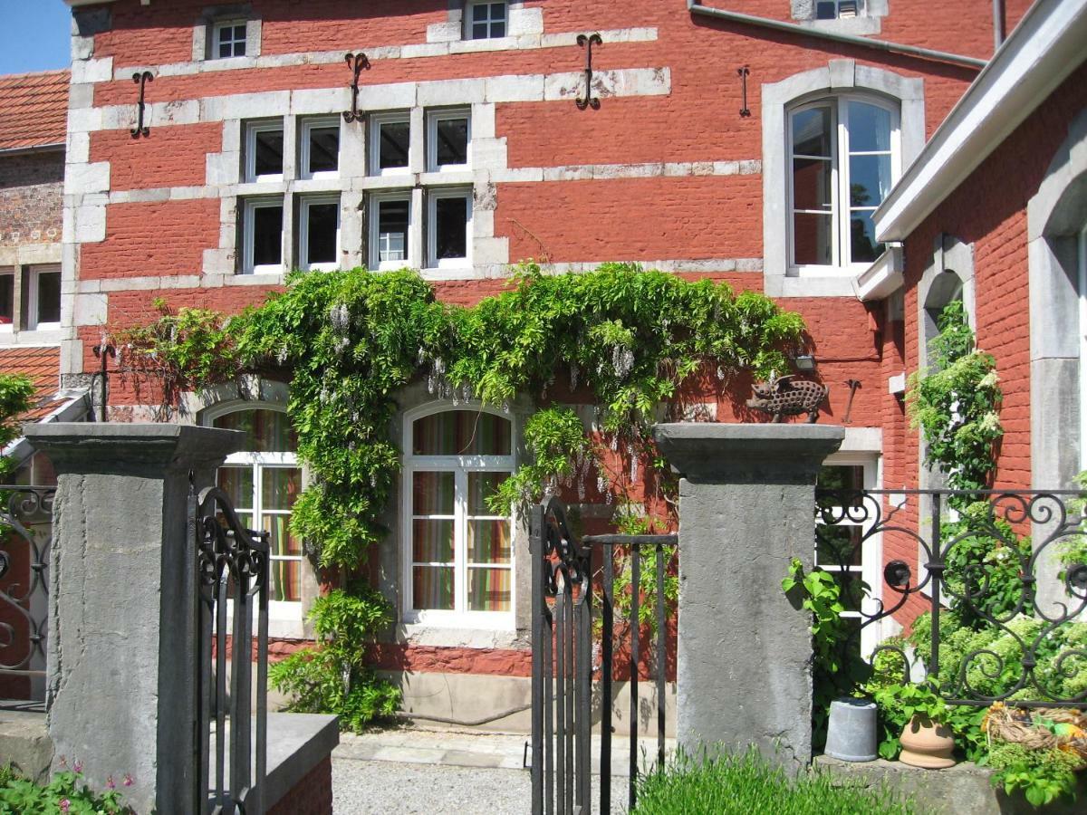 Chambre d'Hôtes Les Augustins  Huy Exterior foto